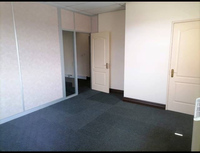 75M² OFFICE TO LET IN HIGHVELD
